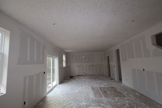 1881 Charleston Ln, Waconia, MN 55387 - photo 3