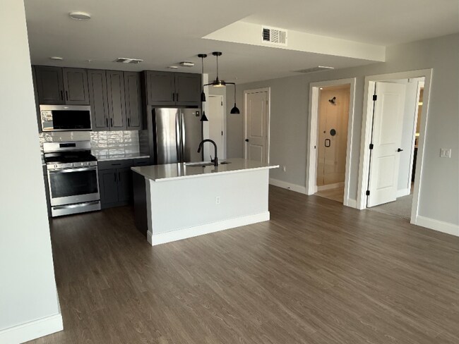 1840 Market St unit 402, Denver, CO 80202 - photo 7