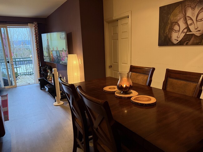 Dinning table