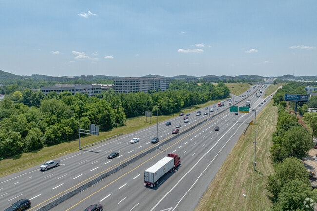 I-65 is a major highway that runs North to Nashville and South to Franklin in Brentwood.