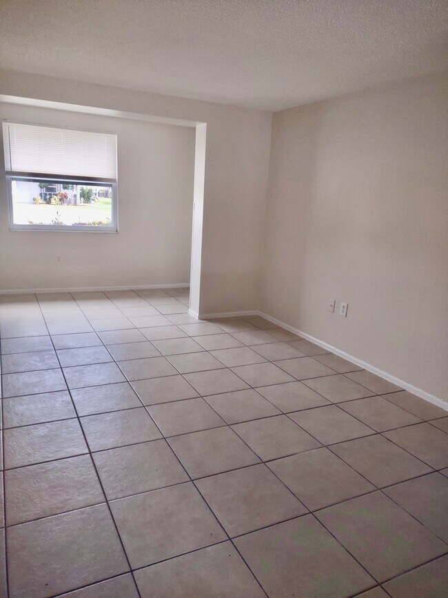 4109 79th St W, Bradenton, FL 34209 - photo 5