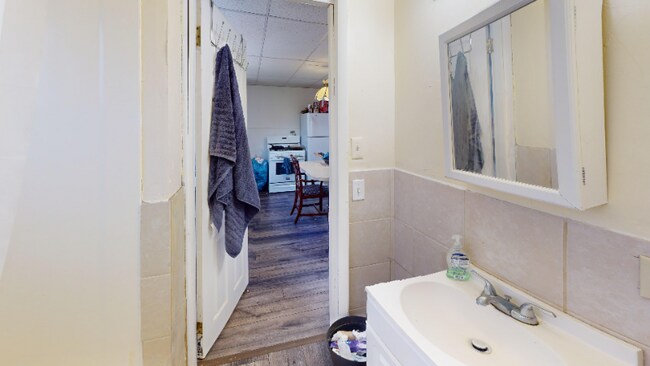 33 Schubert St unit 1fl, Binghamton, NY 13905 - photo 6