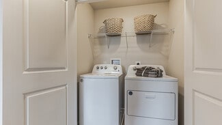 1253 Susan Cir, Breinigsville, PA 18031