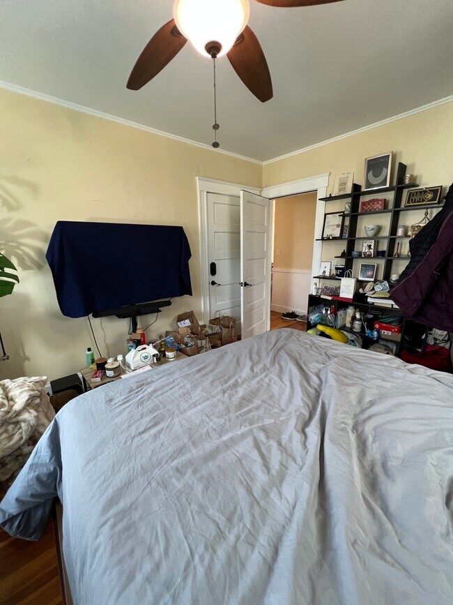 332 Beacon St unit 2, Somerville, MA 02143 - photo 3