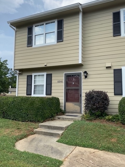 6042 Heath Valley Rd, Charlotte, NC 28210