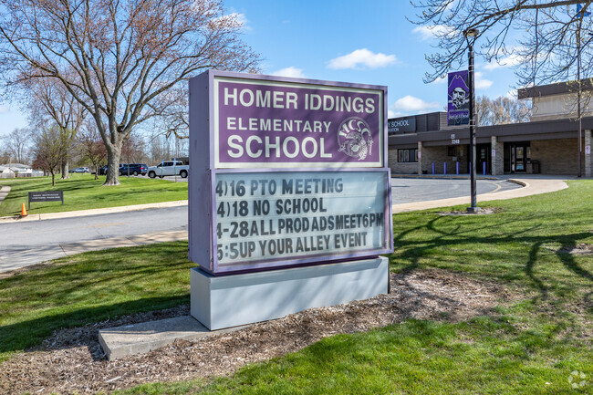 Homer Iddings Elementary School
Public Elementary School pylon.