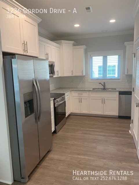 3236 Gordon Dr unit A, Greenville, NC 27834 - photo 4