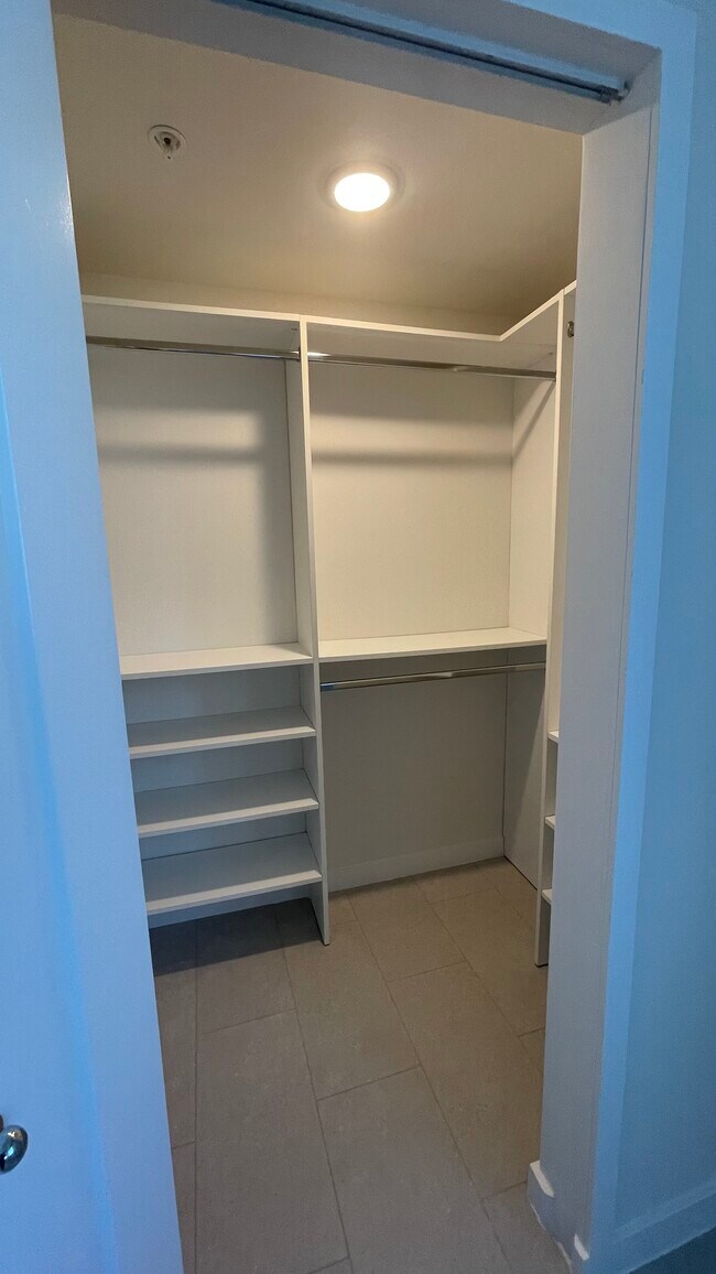 341 SW 18th Rd unit B3, Miami, FL 33129 - photo 6