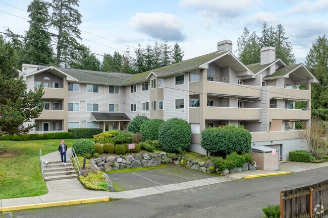 Condos can be found throughout the Hillwood neighborhood in Shoreline, WA.