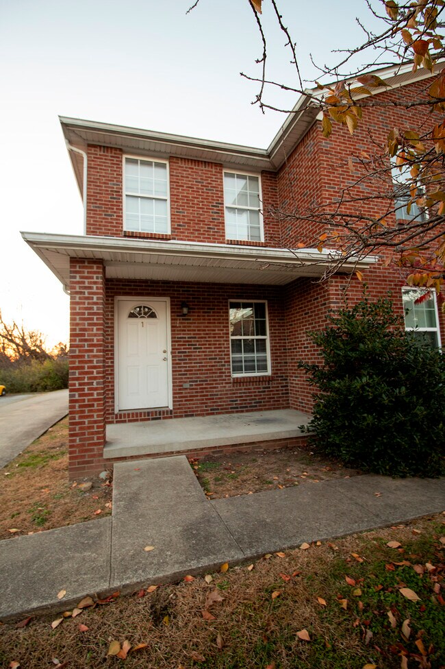 561 Hampton Way unit 1, Richmond, KY 40475 - photo 3