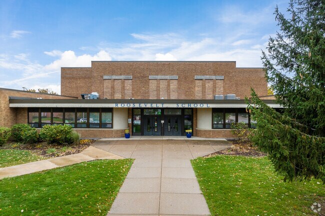Roosevelt Elementary School serves students from kindergarten to fifth grade.