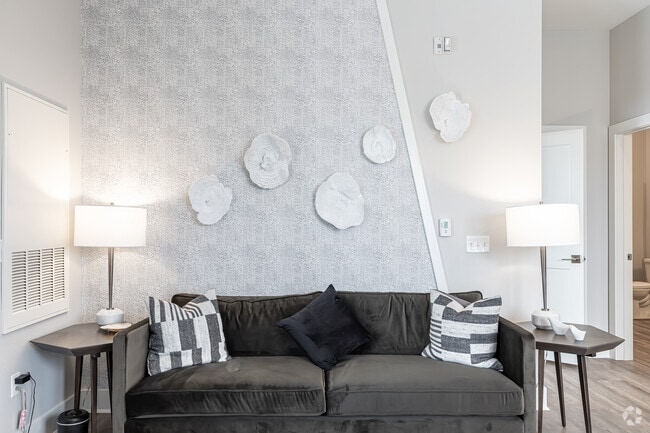 1BR, 1BA A2 -879 SF Living Room