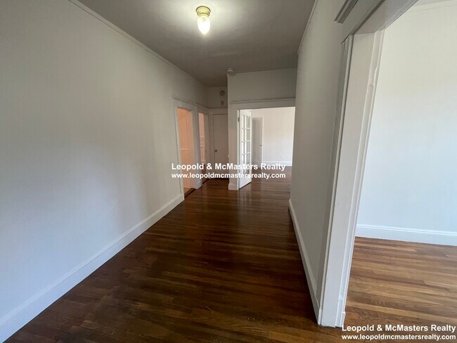 85 Winchester St unit 6, Brookline, MA 02446 - photo 5