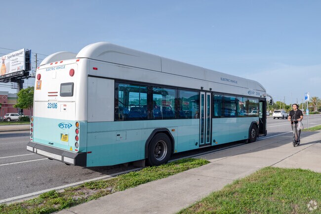Busses are frequent along Ulmerton Road at the north end of the Shadow Pines neighborhood.