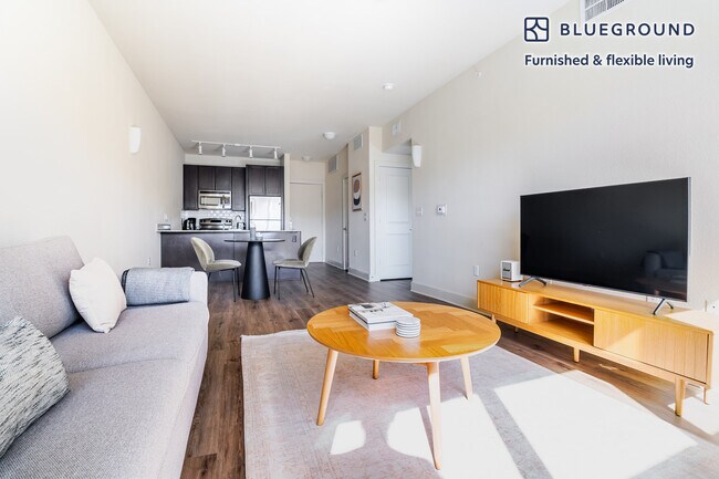 3100 Esperanza Crossing unit FL4-ID301, Austin, TX 78758 - photo 3