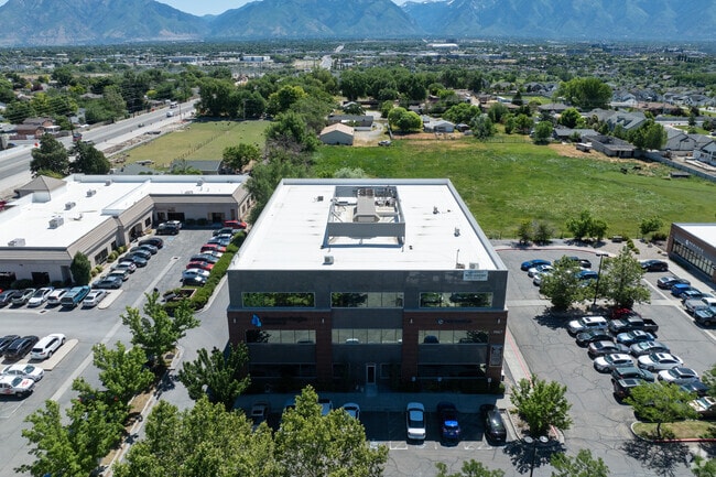 Mountain Heights Academy is located in the West Jordan neighborhood.