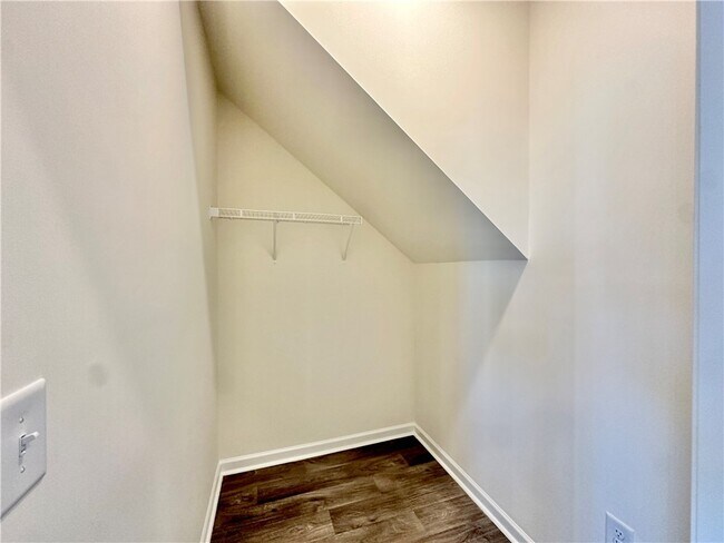 582 Seaborn Cir, Pendleton, SC 29670 - photo 6