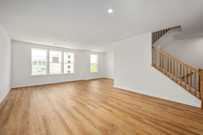 Neabsco Commons, Woodbridge, VA 22191 - photo 3