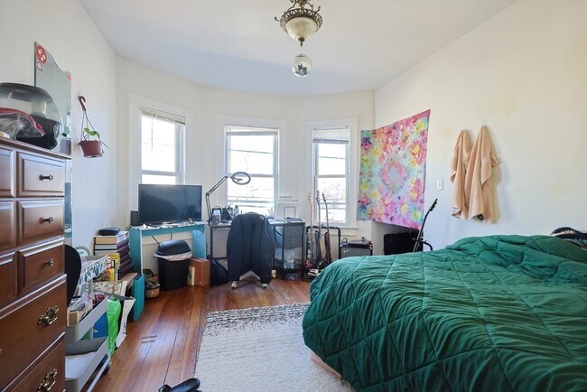 22 Adamson St unit 2A, Allston, MA 02134 - photo 3