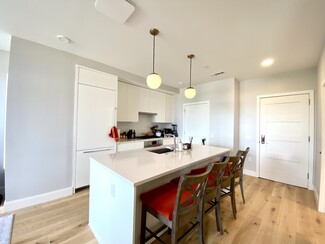 190 Washington St Unit 6, Boston, MA 02135