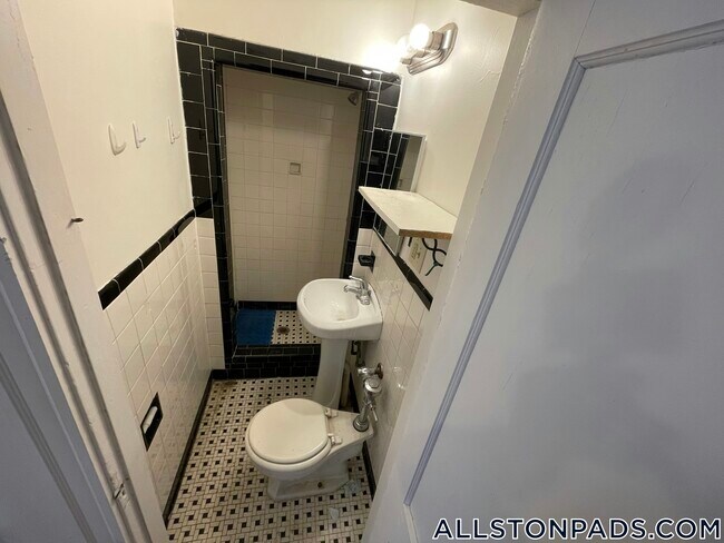 1258 Commonwealth Ave unit 3, Allston, MA 02134 - photo 7
