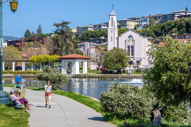 The oldest wildlife refuge on the continent is the beautiful Lakeside Park near Jack London Sq.