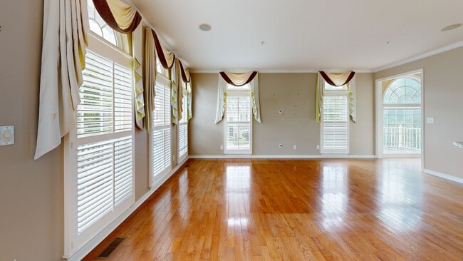 2915 Murano Way, Glen Allen, VA 23059 - photo 2