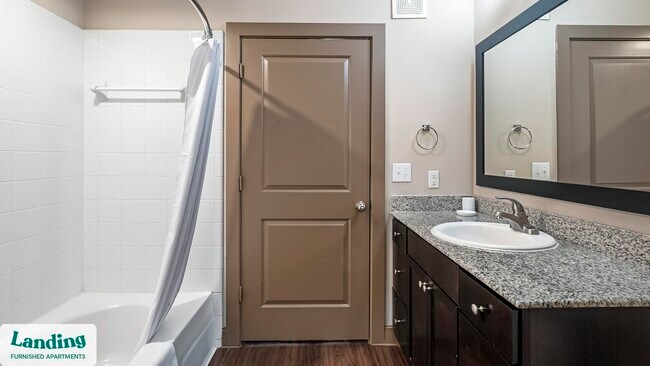 13920 Mandolin Dr unit 2-2411, Houston, TX 77070 - photo 5