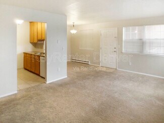 5873 S Prince St Unit 207, Littleton, CO 80120