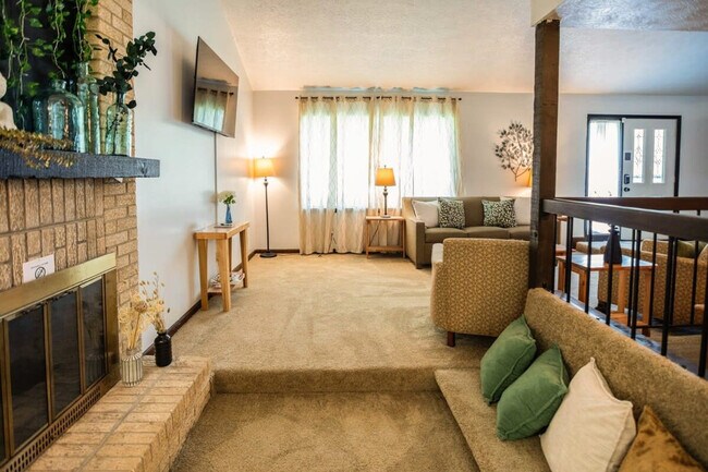 2916 Moorcroft Dr unit ID1043818P, Montgomery, AL 36116 - photo 2