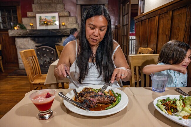 Josephine's Restaurant offers fine dining in the heart of Downtown Flagstaff, Arizona.