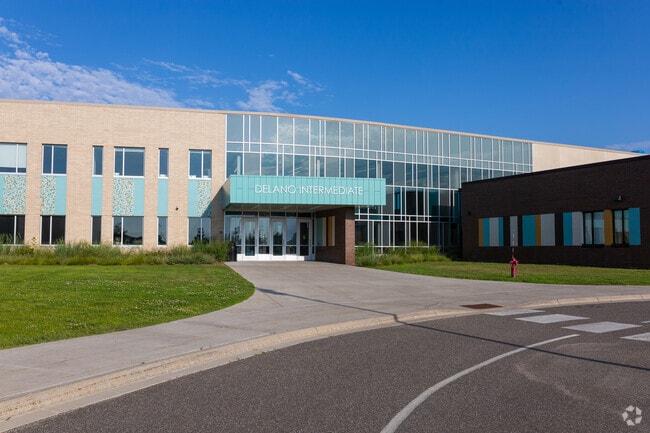 Delano Intermediate School serves grades 4-6 with an outstanding overall 'A-' grade from Niche.