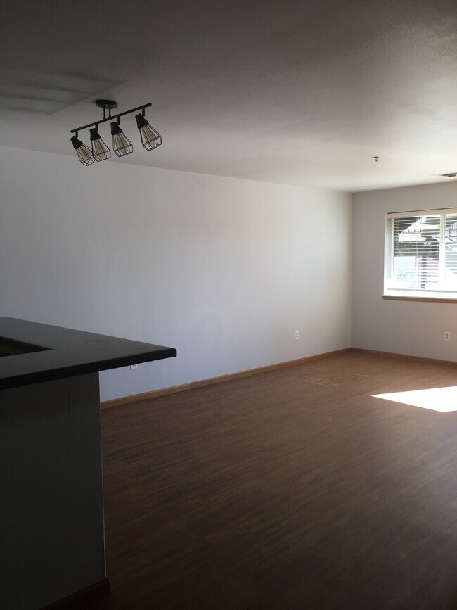 810 E Laramie St unit 7, Gillette, WY 82716 - photo 4