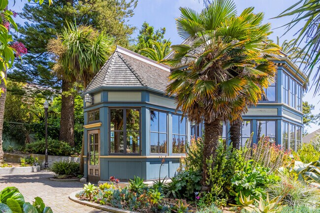 Yoga and small concerts are hosted at the Sunnyside Conservatory in Sunnyside.