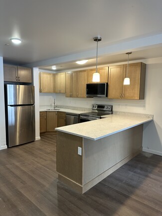 3 Kana Ln Unit 103, Essex Junction, VT 05452
