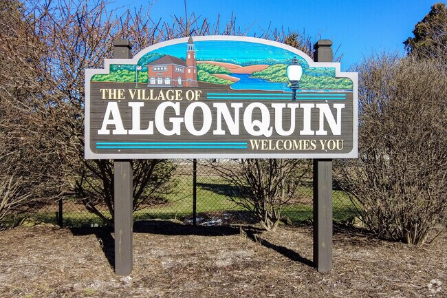 The village of Algonquin is northwest of downtown Chicago, IL.