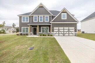 214 Meadows Ln, Bonaire, GA 31005