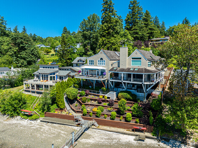 A row of expensive waterfront homes overlooking Puget Sound.