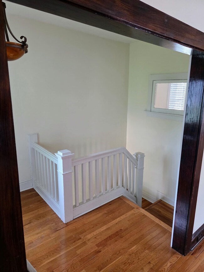 Hallway/entryway