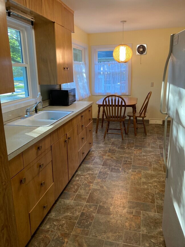 1204 Hill Ave, Spirit Lake, IA 51360