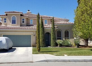 43891 42nd St W, Lancaster, CA 93536