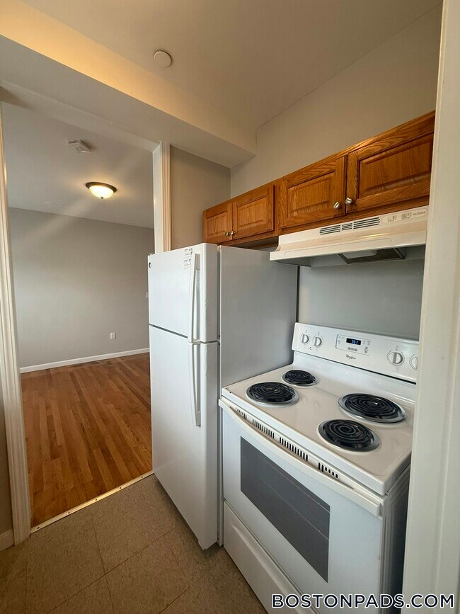 4 Kingsley Terrace Unit 11, Lynn, MA 01902