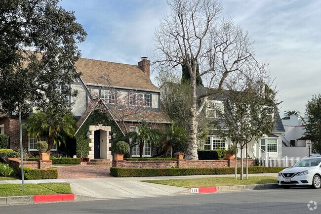 There are many stately homes in Beverly Hills including many attractive Tudor Revivals.