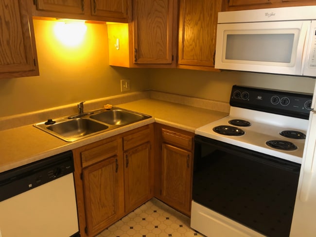 2305 Adams Ave unit 23, Huntington, WV 25704 - photo 4