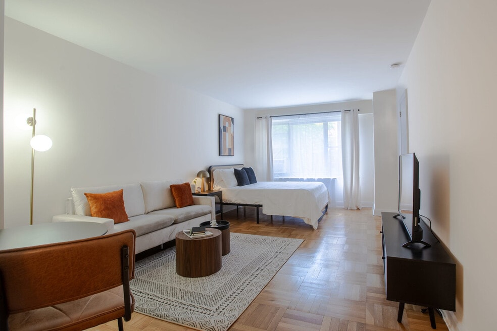 30 Park Ave unit ID1013675P, New York, NY 10016 - photo 1