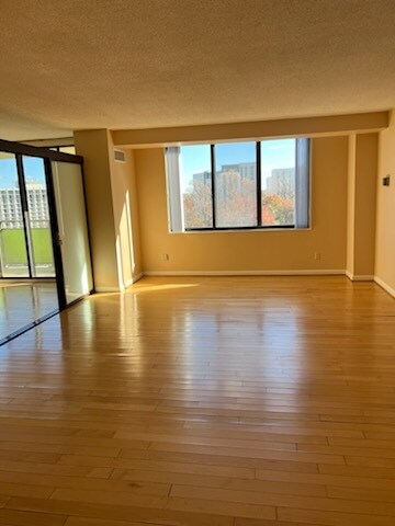 The Promenade, Bethesda, MD 20814 - photo 3