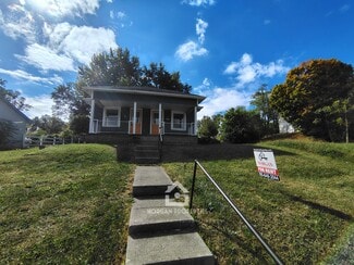 1325 W 10th St Unit 1325, Anderson, IN 46016