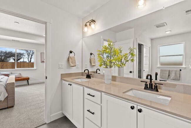 1256 NW Fairway Rd, Madras, OR 97741 - photo 4