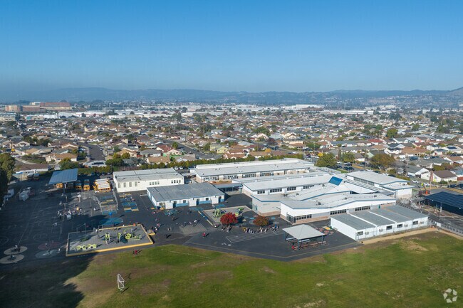 Great Schools rates Madison Elementary School at a 6.