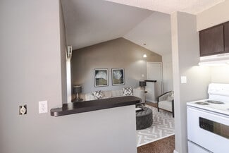 604 NW 15th St, Andrews, TX 79714